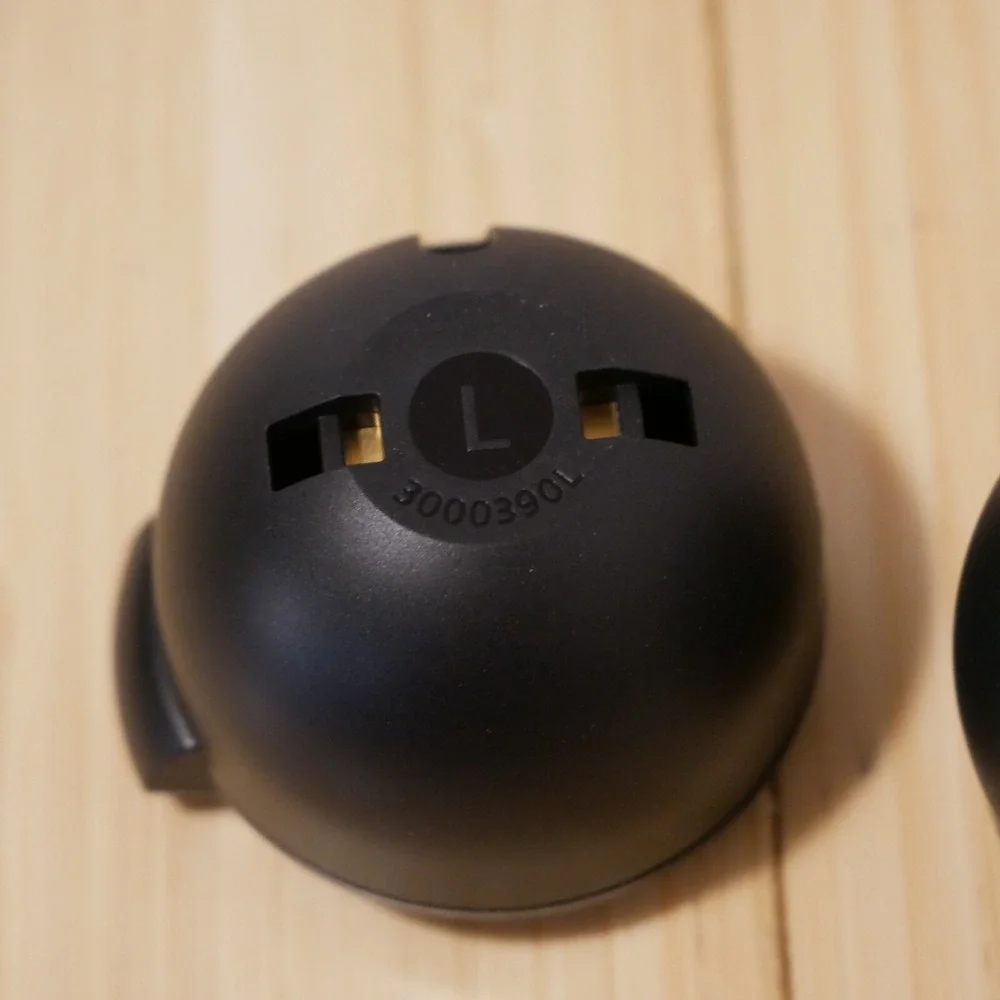 Pair of PS4 PlayStation Move L R Left Right Connector Bottoms 3000390L, 3000390R